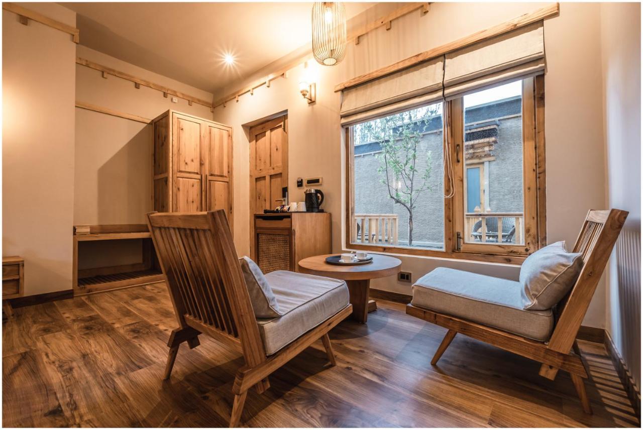 Essence At Ladakh Hotel เลห์ ภายนอก รูปภาพ